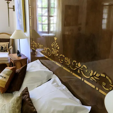 Domaine De Rhodes 3* Awinion