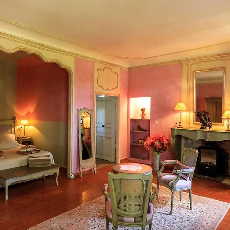 Domaine De Rhodes